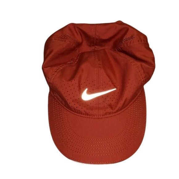 Nike Featherlight Dri Fit Reflective Swoosh Adjustable Strap Hat 195242069202 - Picture 9 of 9